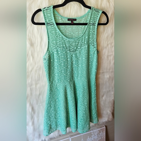 Material Girl Keep It Mint Sweetheart Textured Skater Fit & Flare Dress - Picture 2 of 7